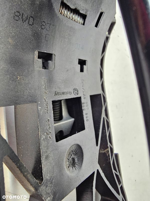 KLAMKA PRAWY PRZÓD AUDI A3 8V Q3 F3 8V0837885 LY9B Z WKŁADKĄ - 7
