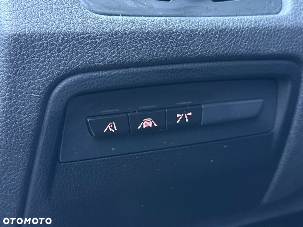 BMW Seria 3 320d Edition Luxury Line Purity - 14