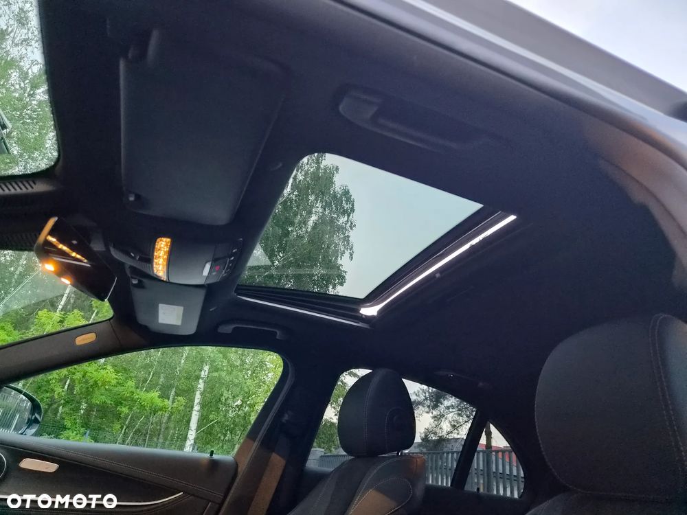 Mercedes-Benz Klasa E 220 d 4Matic 9G-TRONIC AMG Line - 32