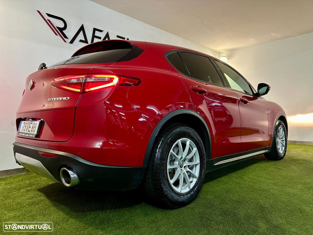Alfa Romeo Stelvio 2.2 D AT8 - 6
