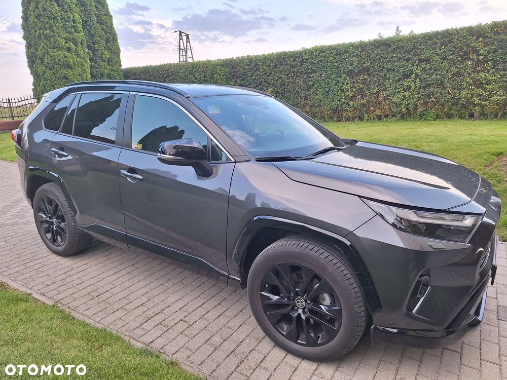 Toyota RAV4 - 1