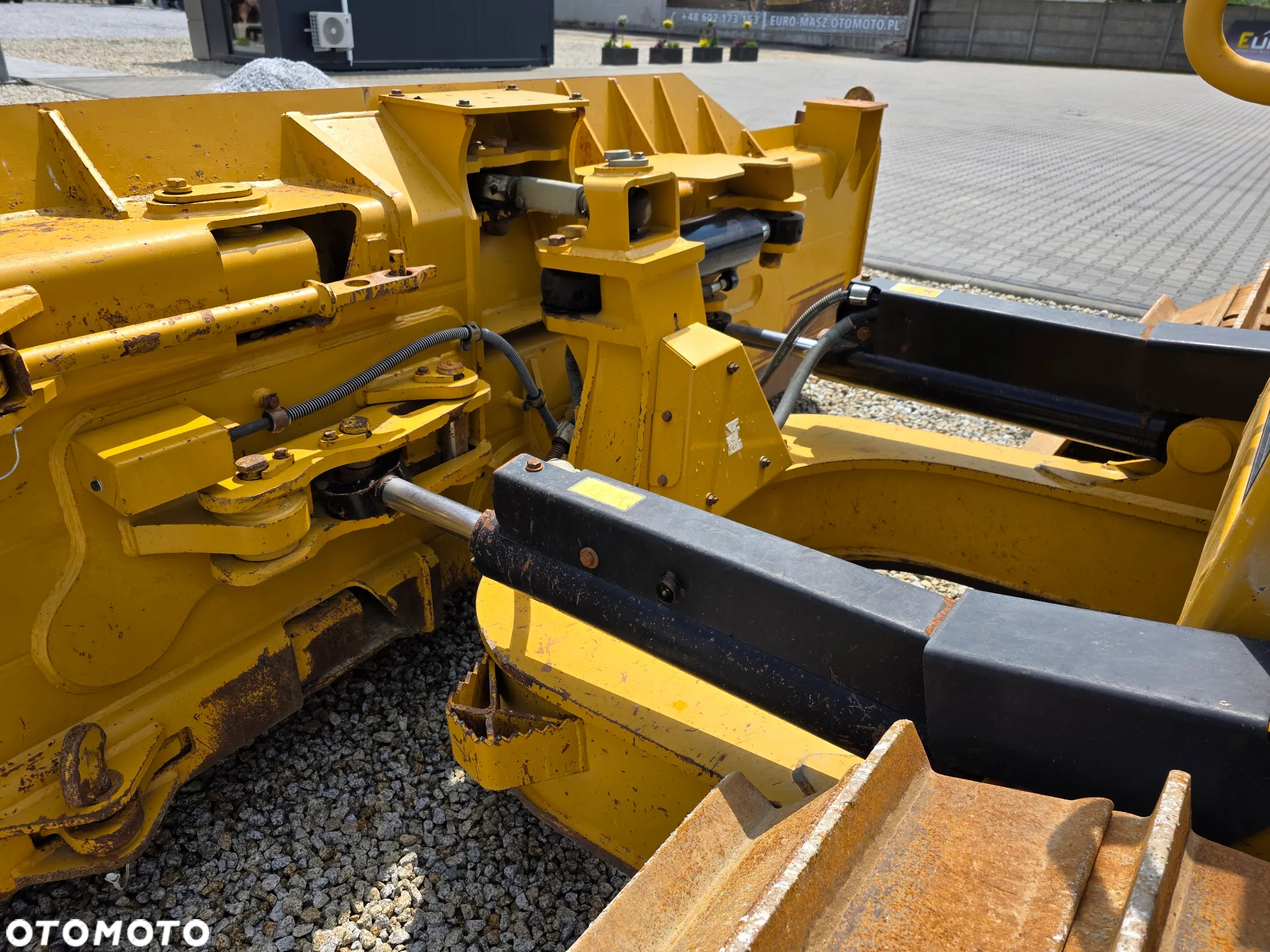Caterpillar Caterpillar D6N LGP, 2017 ROK, PODWOZIE 80% DOBRE - 13