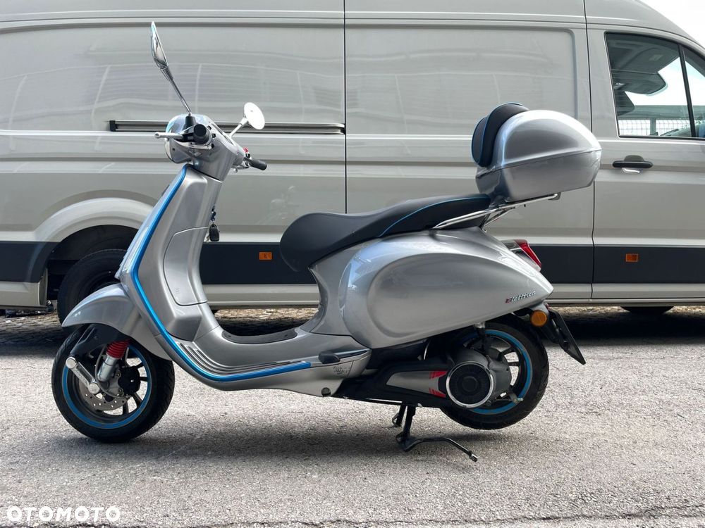 Piaggio Vespa - 4