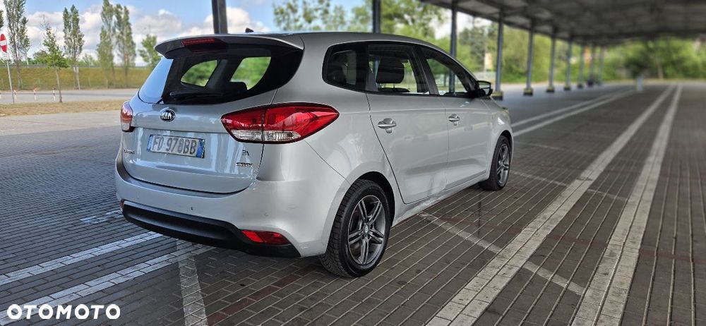 Kia Carens 1.7 CRDi 115 Dream Team Edition - 7