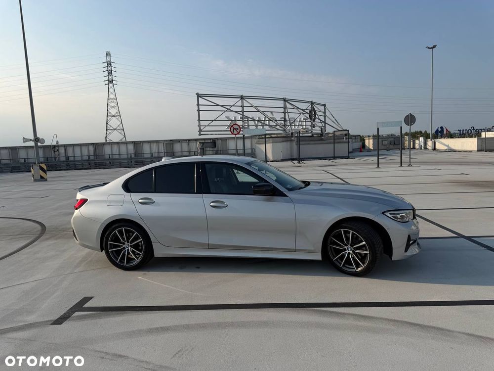 BMW Seria 3 320i GPF xDrive Sport Line Shadow - 2