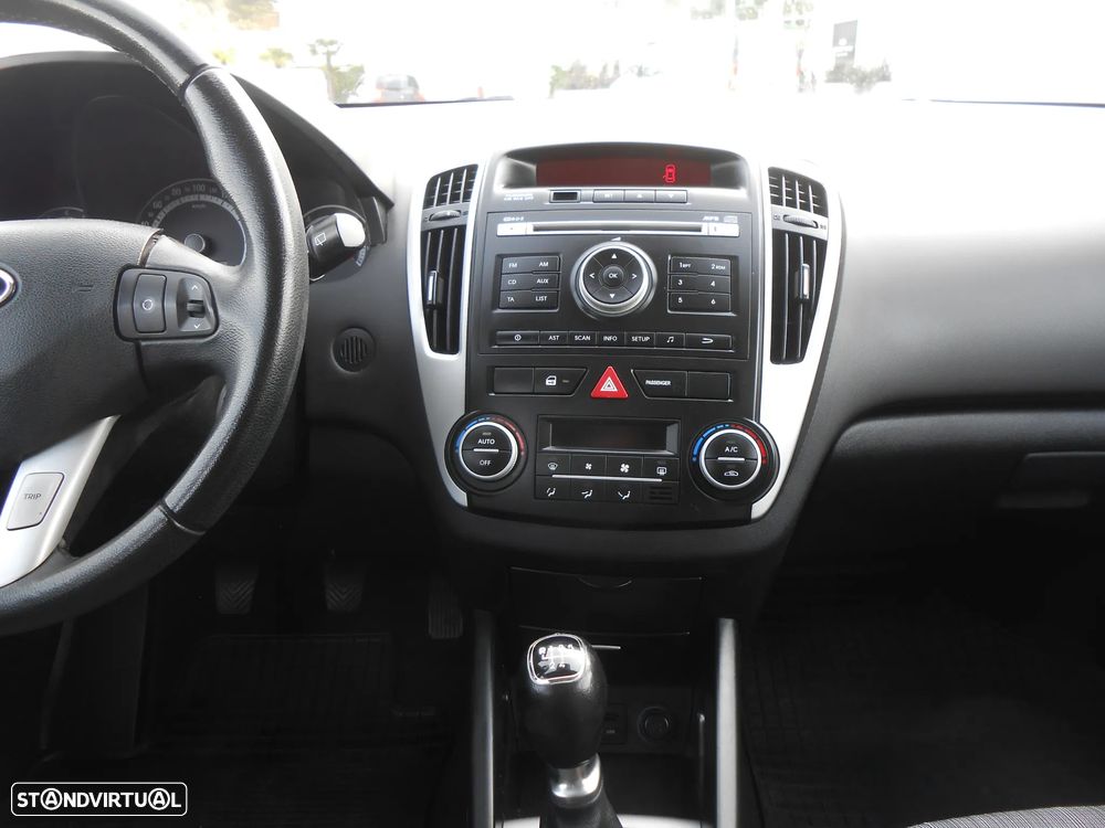 Kia Ceed SW 1.4 CVVT LX - 14