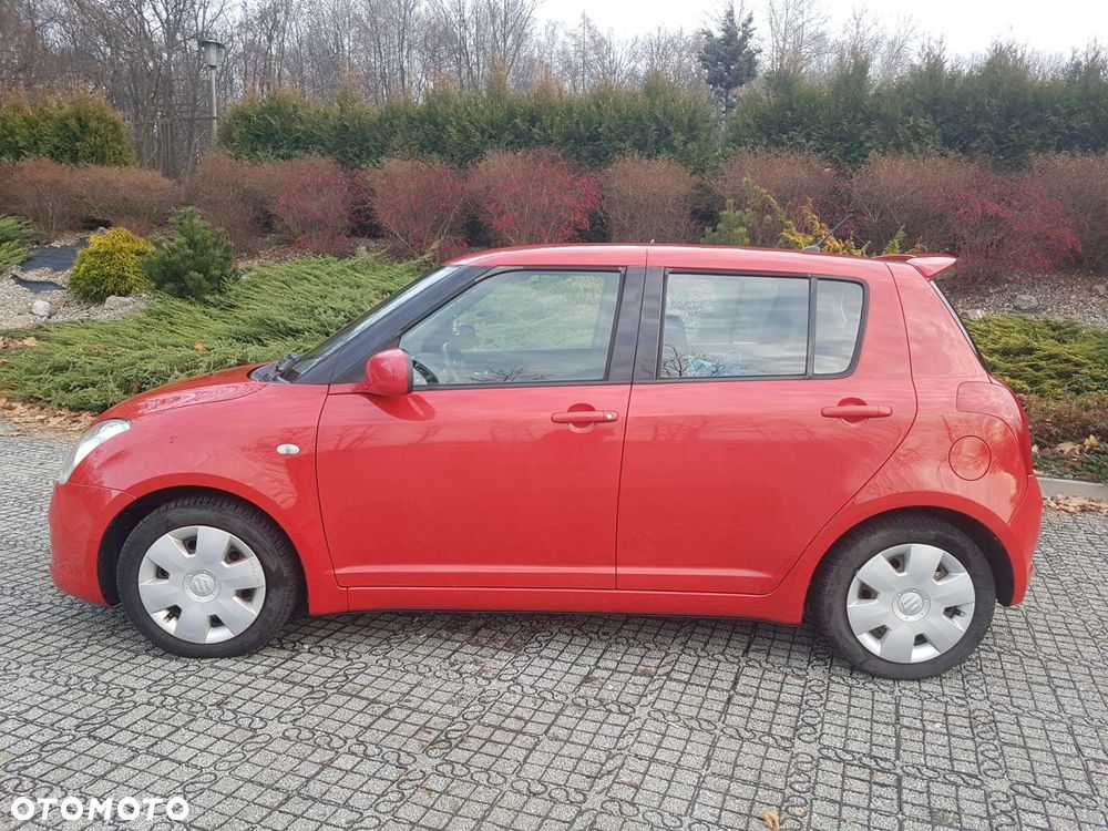 Suzuki Swift 1.3 Club - 2