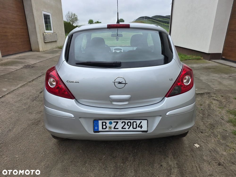 Opel Corsa 1.2 16V Edition - 23