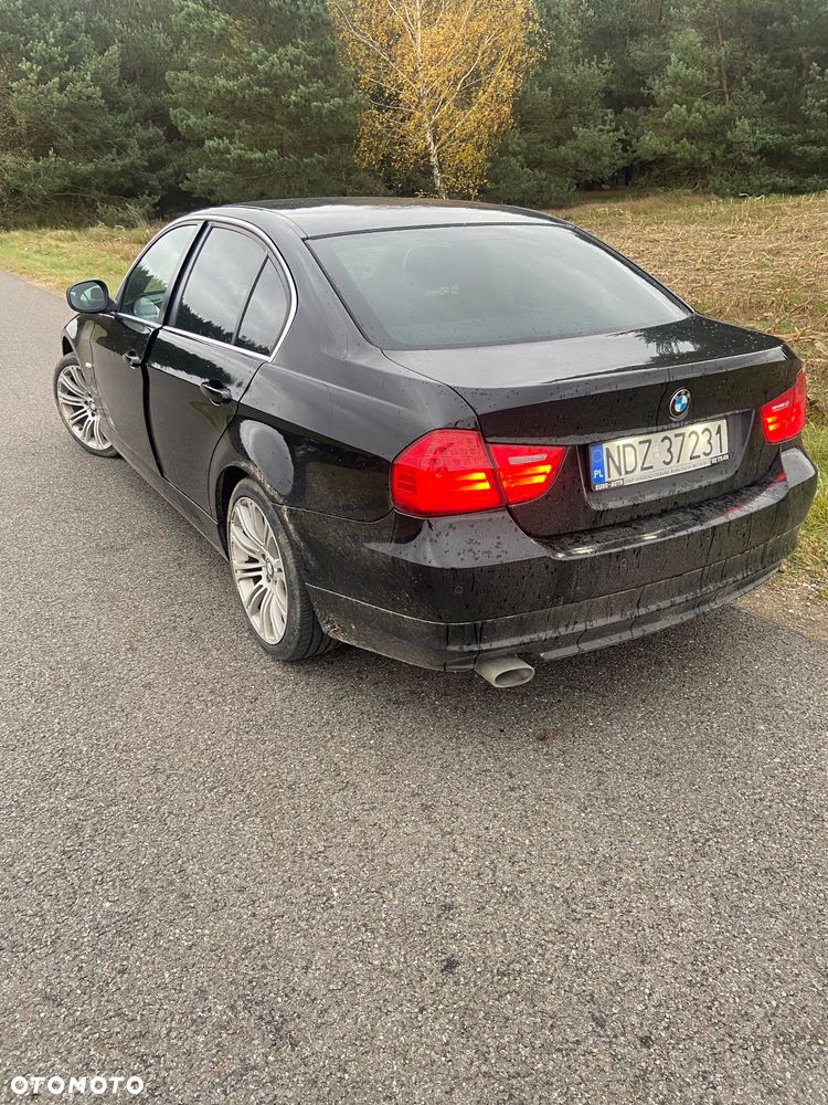 BMW Seria 3 318d - 11