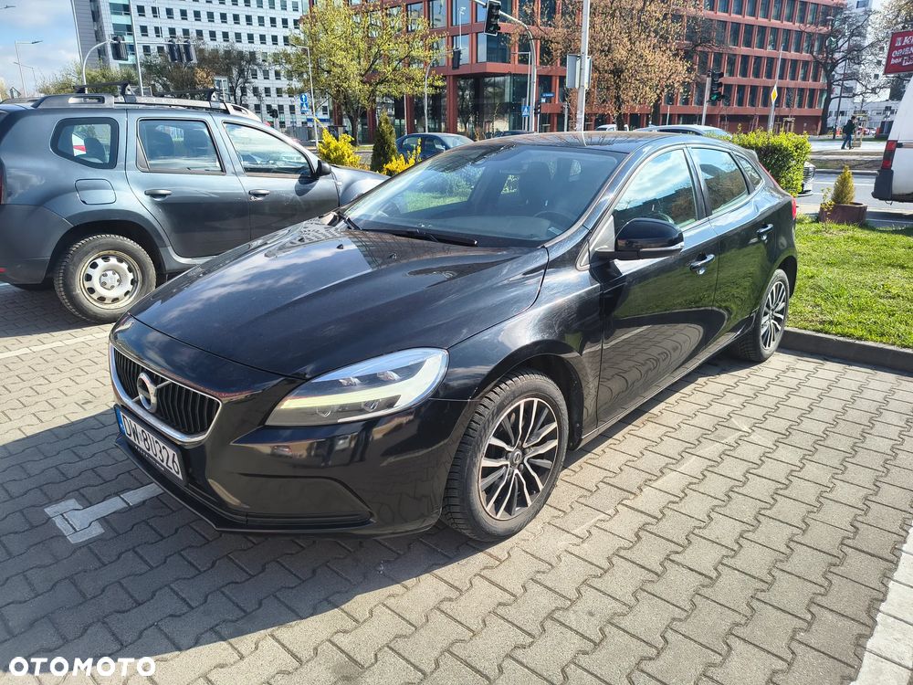 Volvo V40 D3 Drive-E Momentum - 1