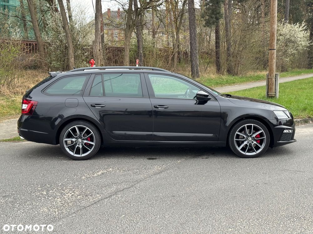 Skoda Octavia 2.0 TDI RS DSG - 10