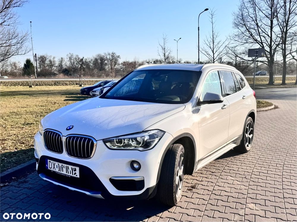 BMW X1 sDrive18i GPF Sport Line - 1
