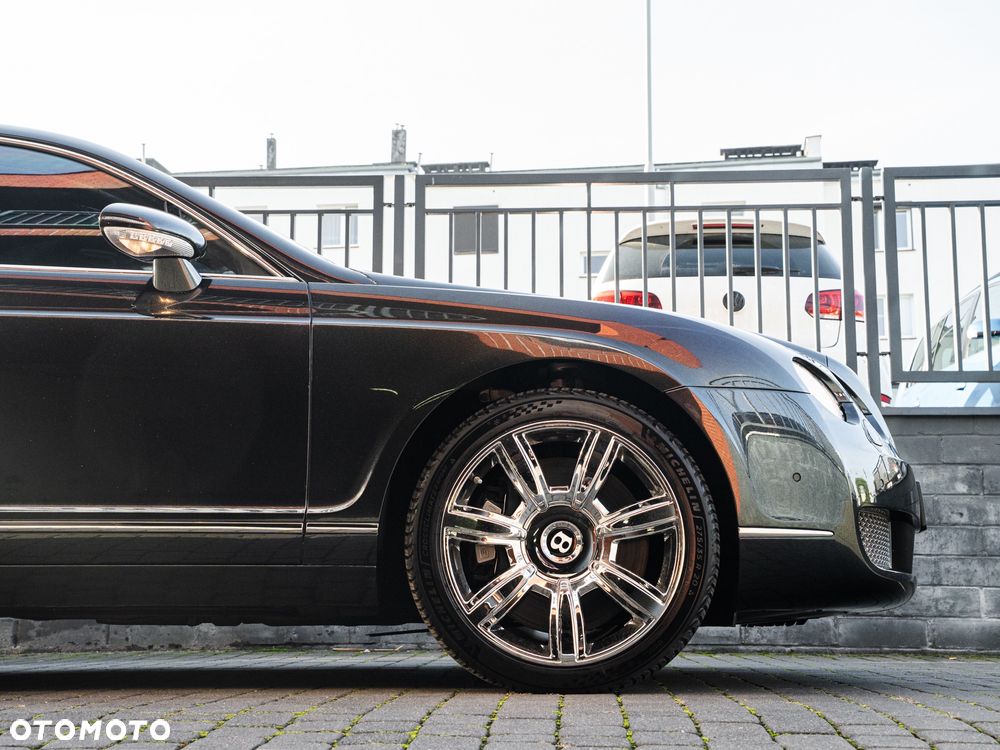 Bentley Flying Spur - 18