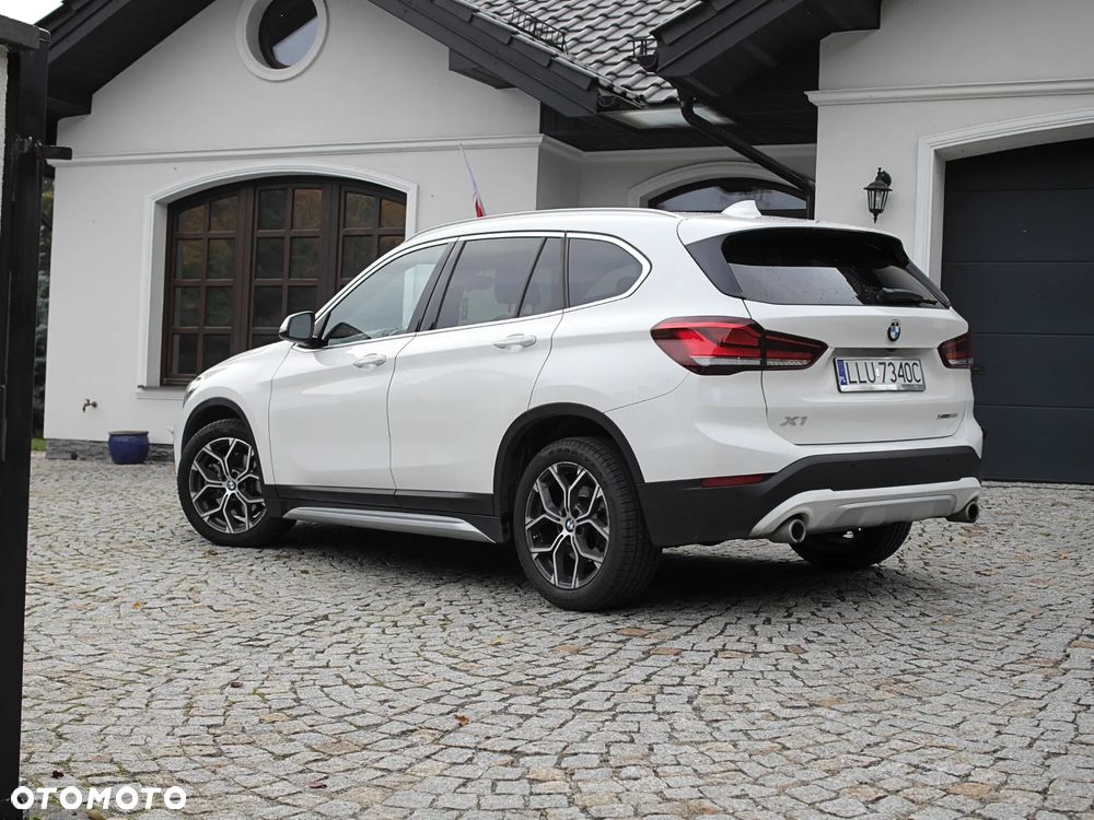 BMW X1 - 10