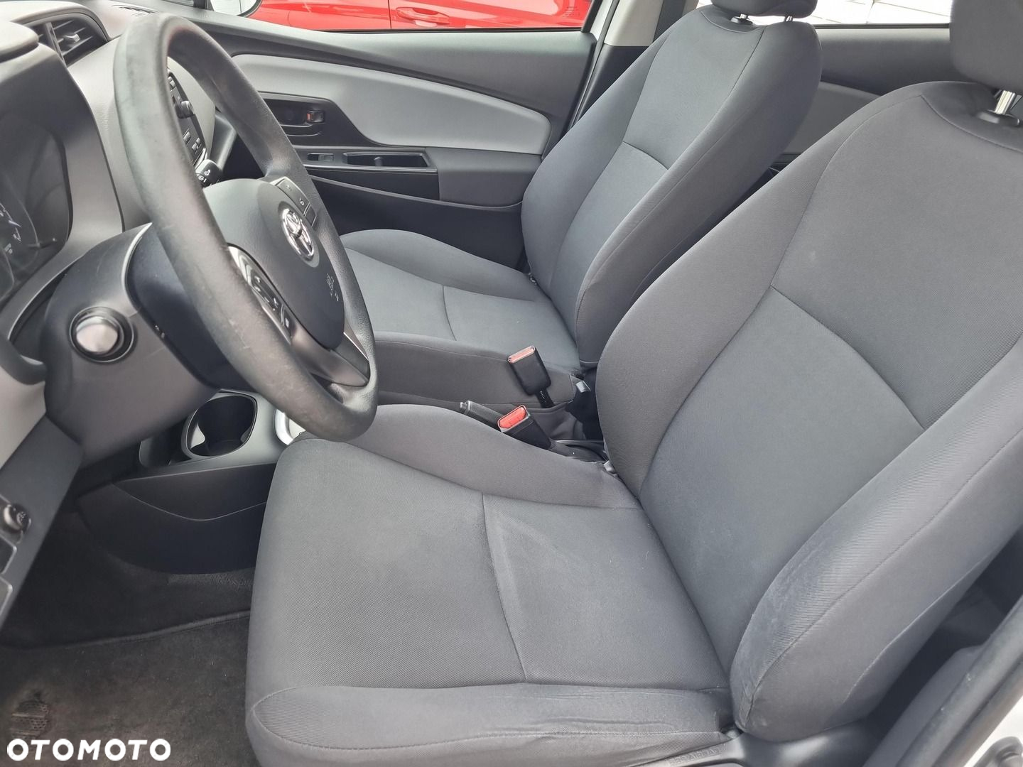 Toyota Yaris - 13