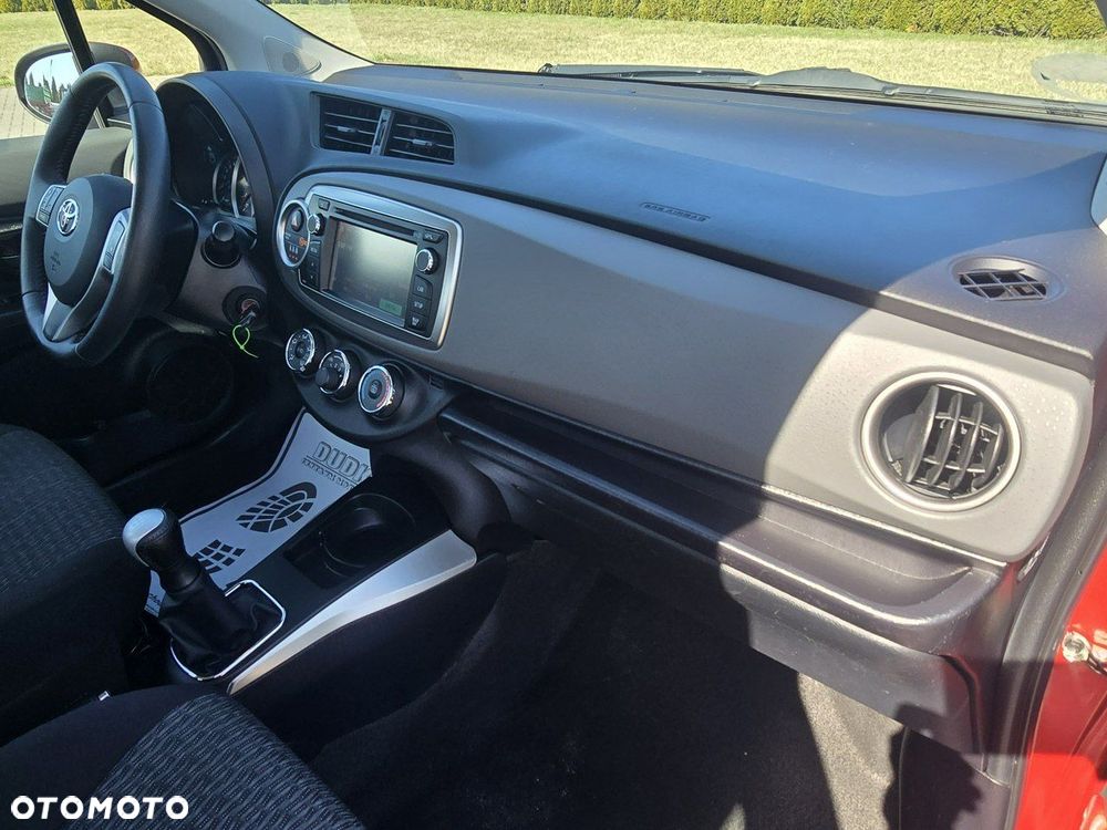 Toyota Yaris - 22