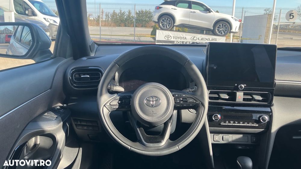 Toyota Yaris Cross 1.5 VVT-i HSD 4x2 Dynamic - 6