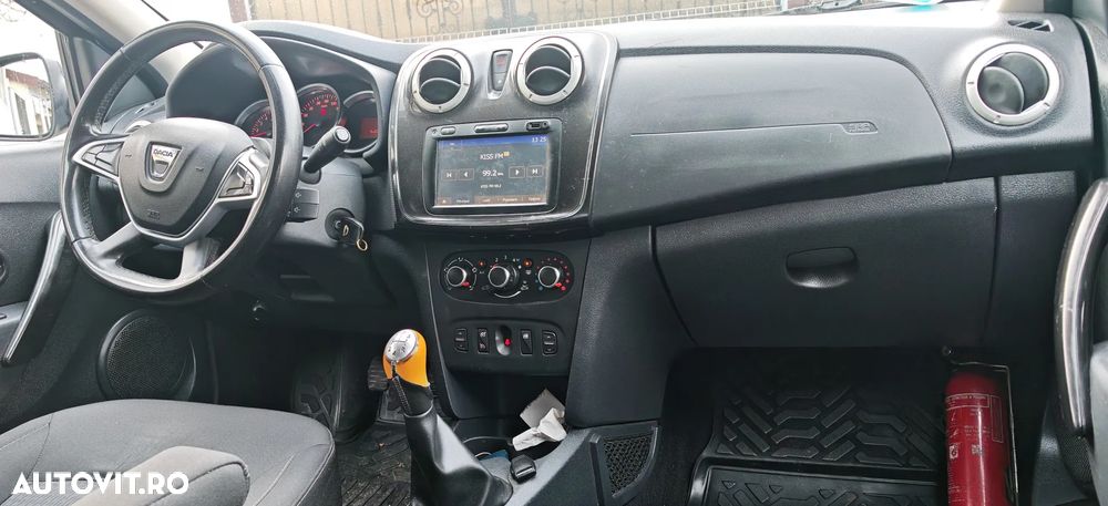 Dacia Sandero - 7