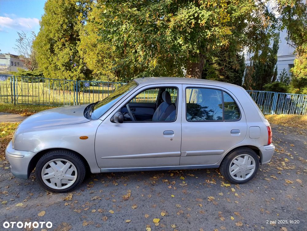 Nissan Micra 1.4 Comfort High CVT - 9