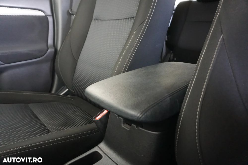 Mitsubishi Outlander 2.2 DI-D 4WD Automatik Plus - 18