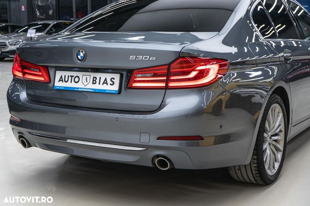 BMW Seria 5 530e AT PHEV - 13