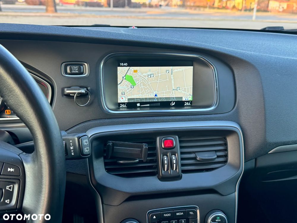 Volvo V40 D2 Momentum - 12