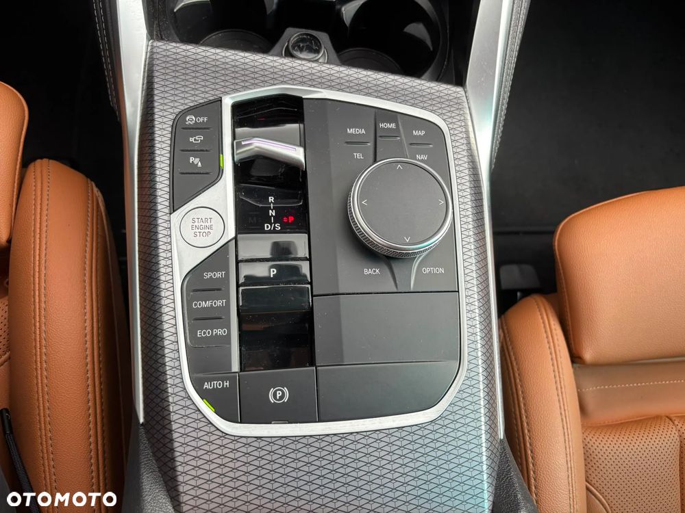 BMW Seria 4 420d xDrive mHEV M Sport - 9