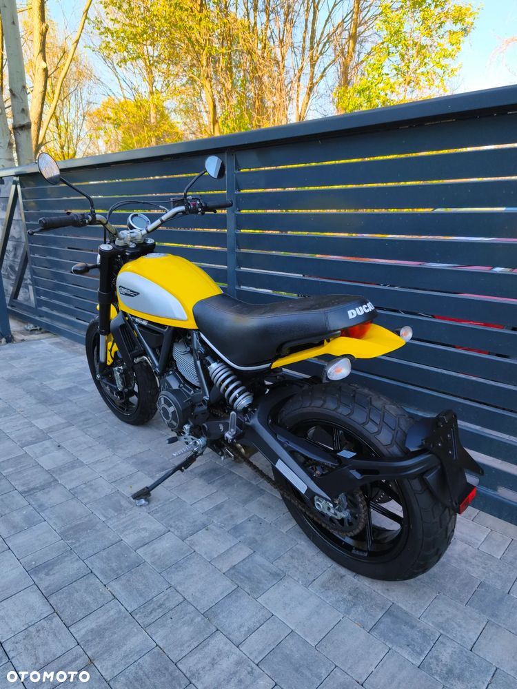 Ducati Scrambler - 18