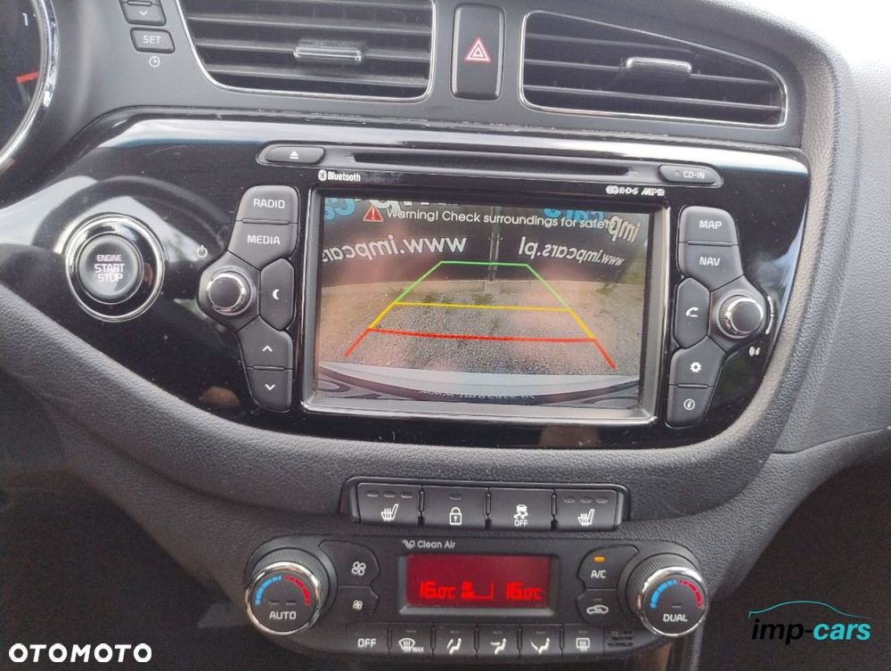 Kia Ceed - 14