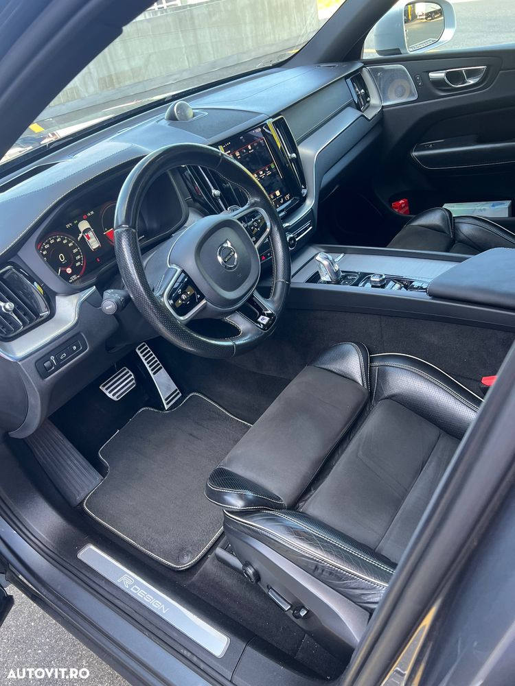 Volvo XC 60 T8 Twin Engine AWD R-Design - 7