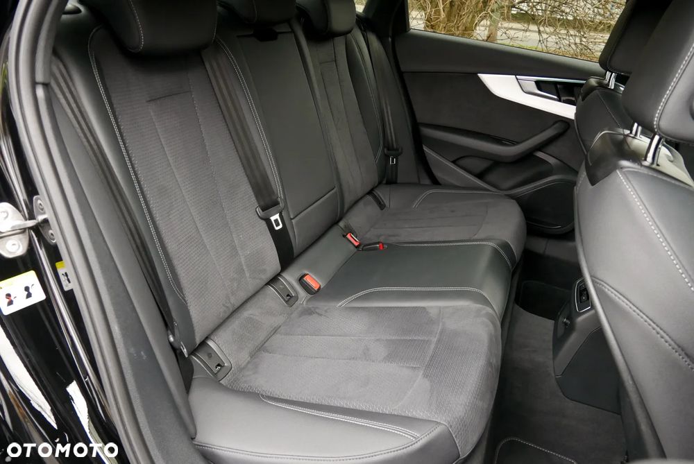 Audi A4 Limousine 35 TFSI mHEV S Line S tronic - 34