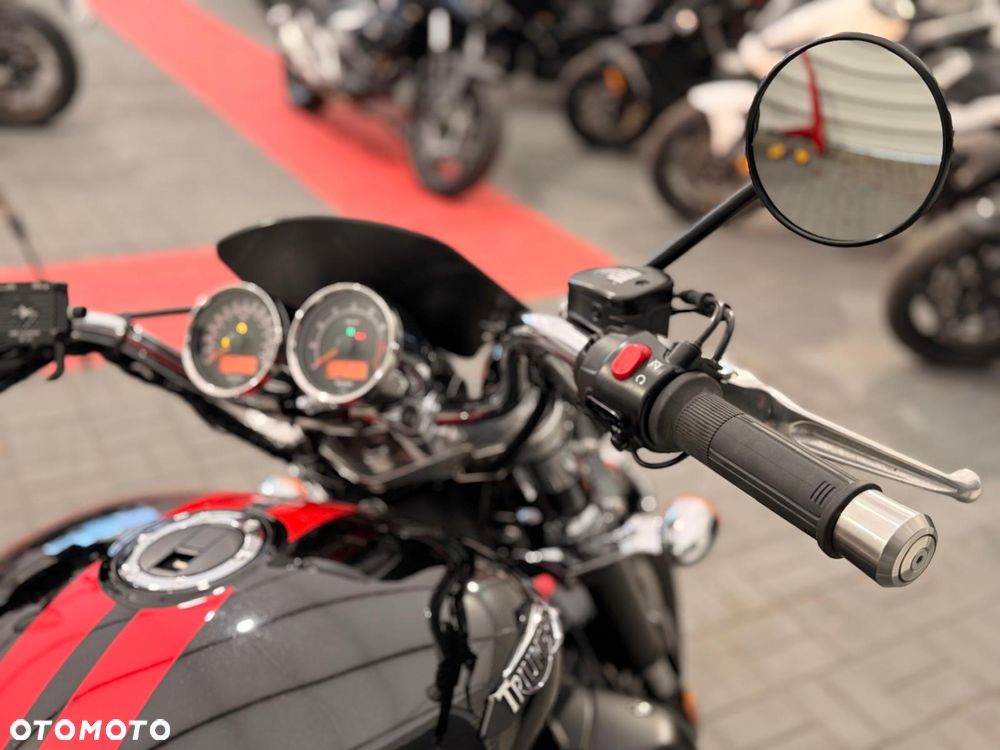 Triumph Rocket - 9