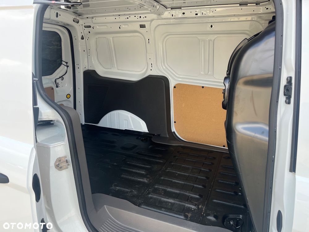 Ford Transit Connect - 20