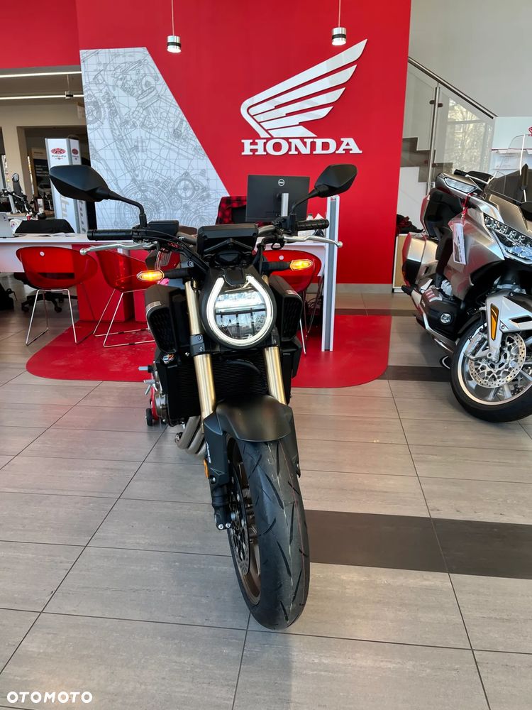 Honda CB - 7