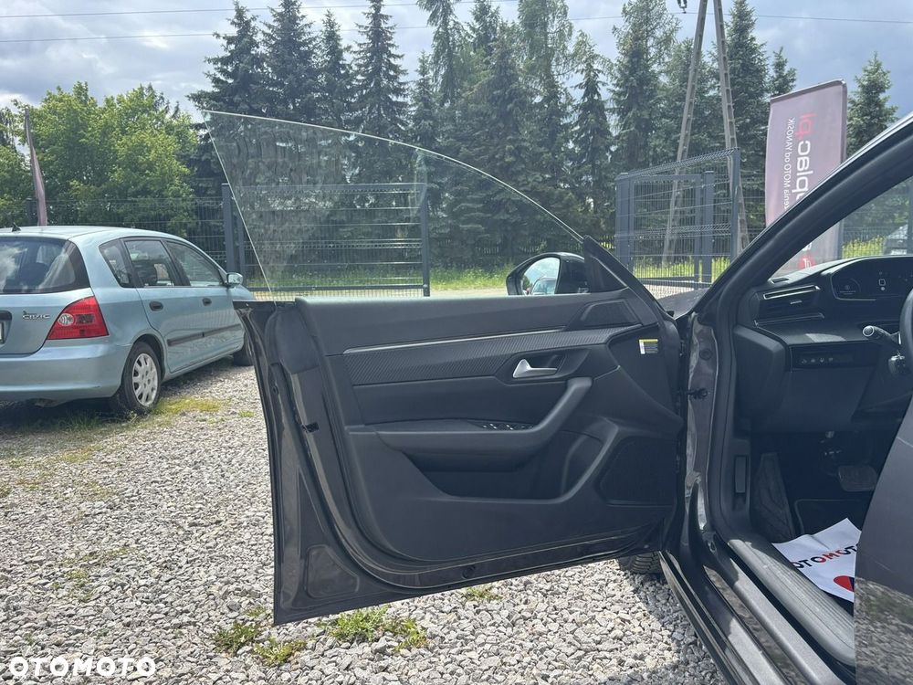 Peugeot 508 PureTech 130 Allure S&S EAT8 - 17