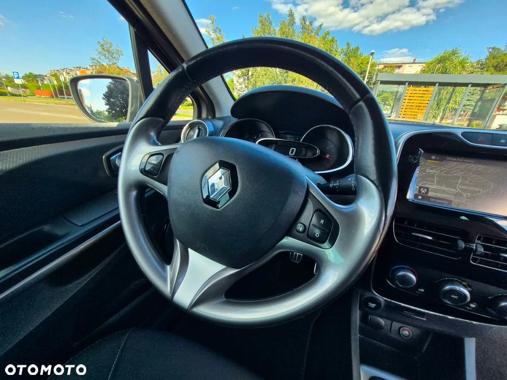 Renault Clio 1.2 16V Limited - 13