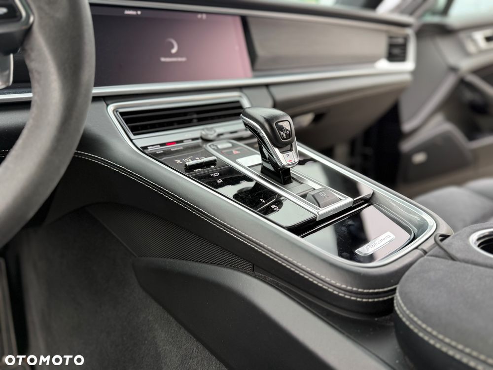 Porsche Panamera GTS GPF Sport Turismo - 19