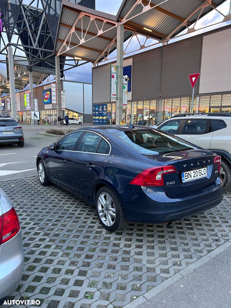 Volvo S60 D4 Start-Stop Kinetic - 5