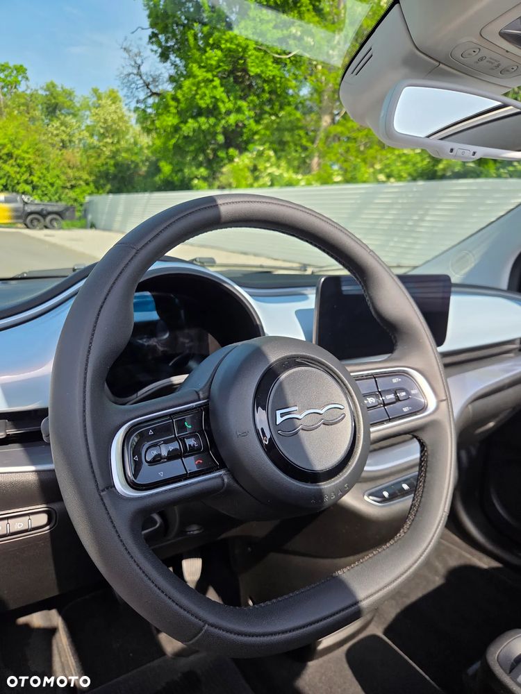 Fiat 500e 42kWh ICON - 22