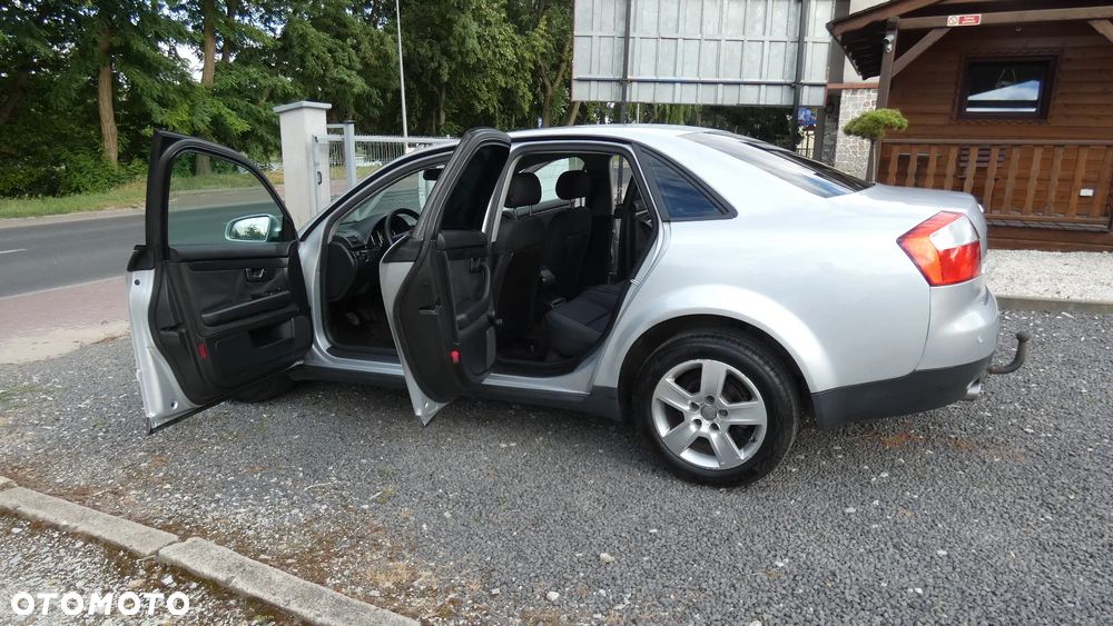 Audi A4 Limousine 2 - 12