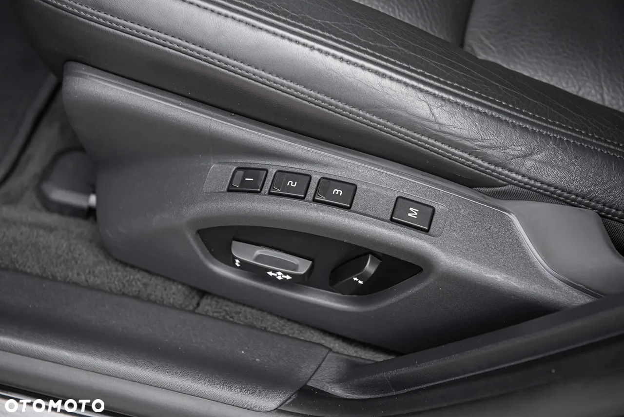 Volvo S60 T6 AWD Geartronic Summum - 18