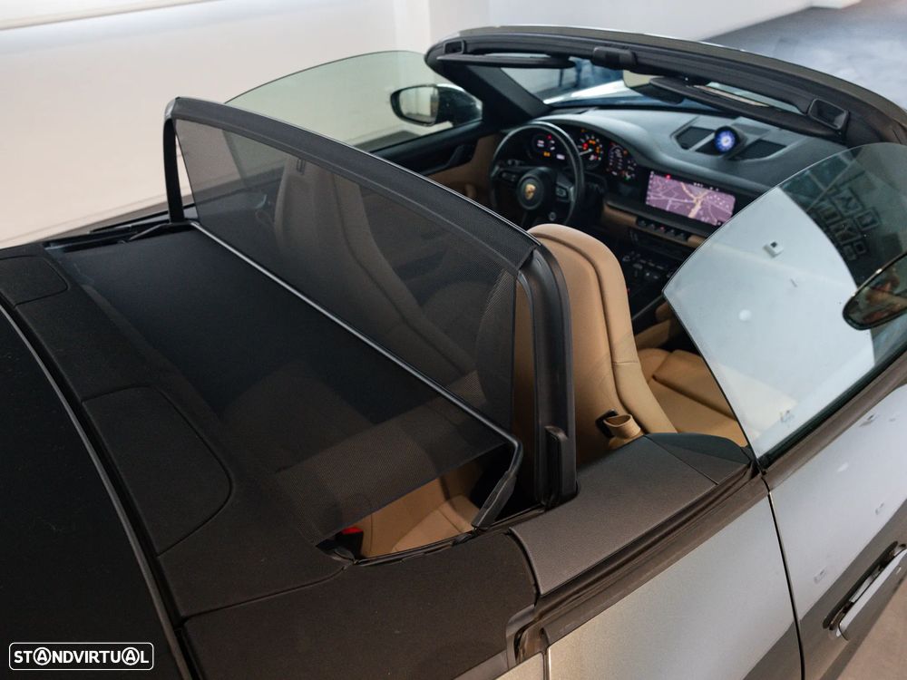 Porsche 911 (992) Carrera 4S PDK - 40