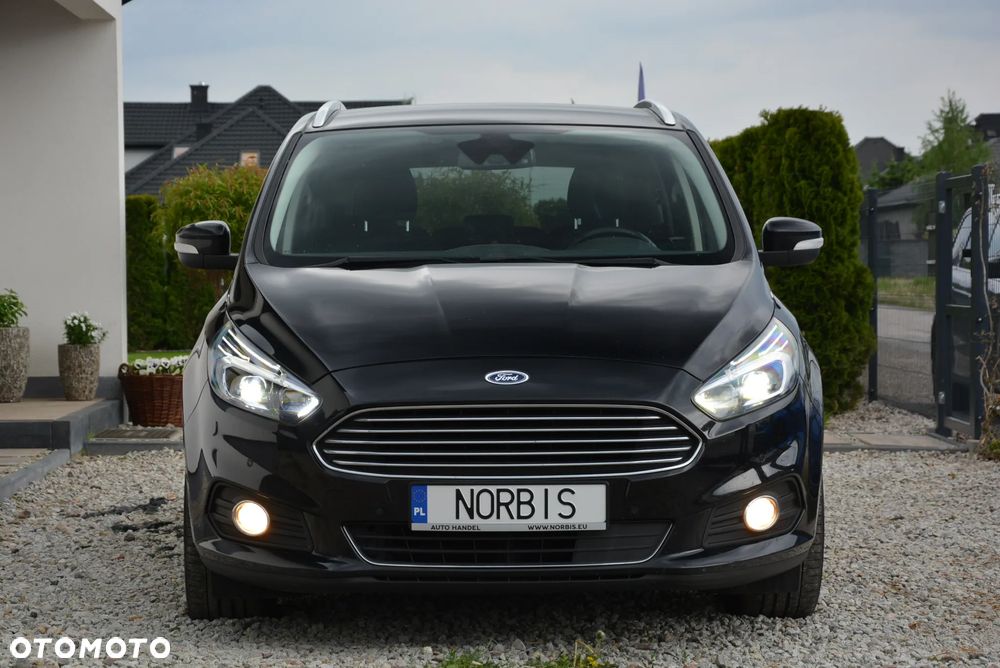 Ford S-Max 2.0 TDCi Titanium