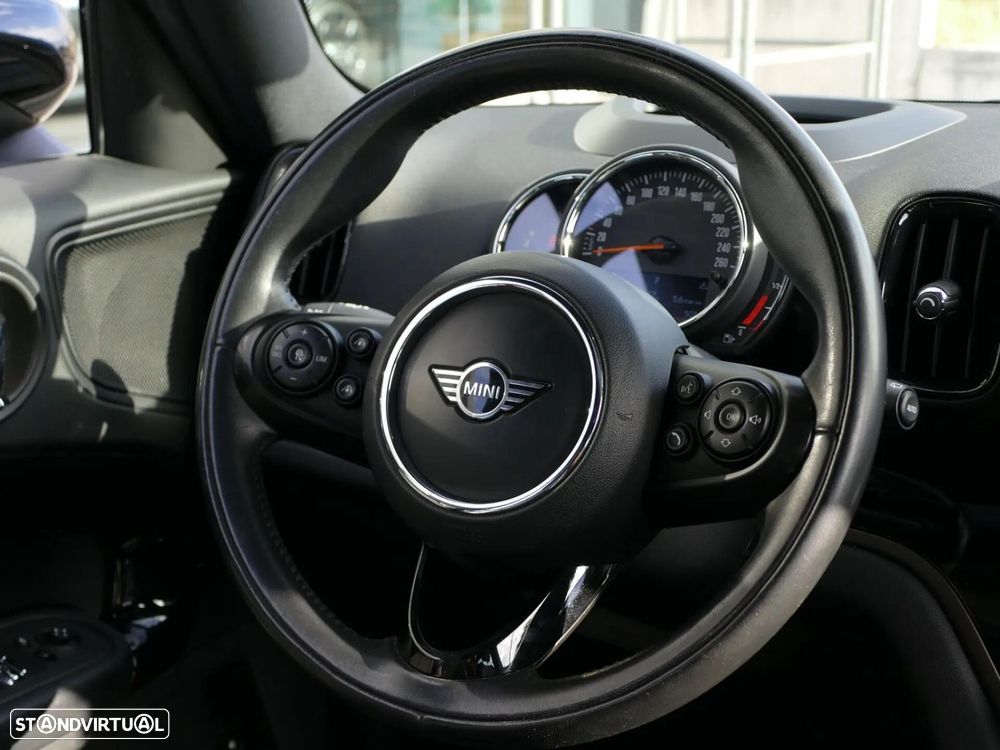 MINI Countryman Cooper SE ALL4 Auto - 39