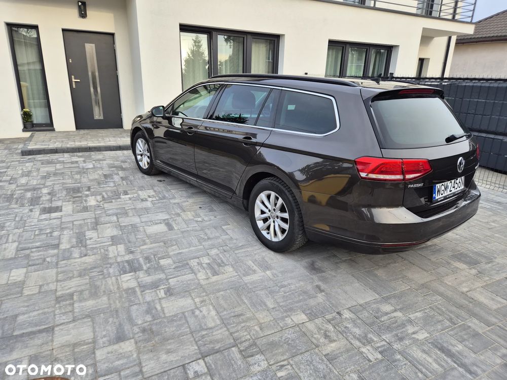 Volkswagen Passat 2.0 TDI (BlueMotion Technology) Highline - 4