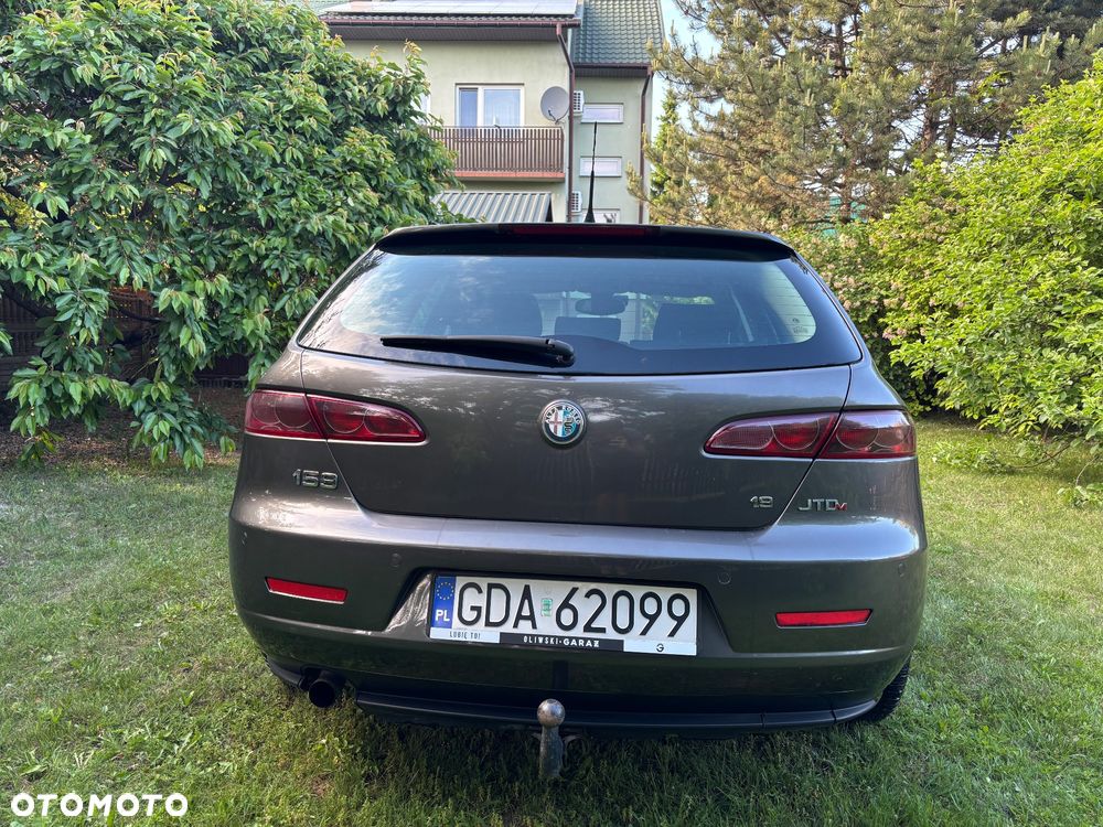 Alfa Romeo 159 1.9 JTDM 16V DPF Distinctive - 8