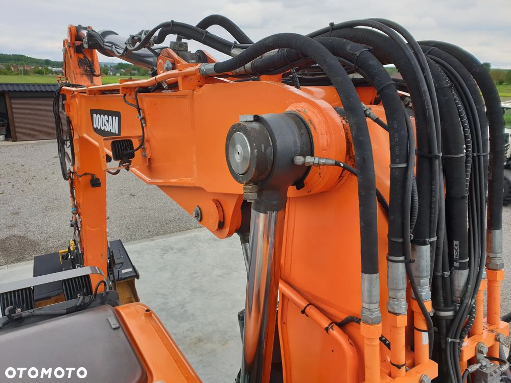 Doosan DX 170W ROTOTILT SPROWADZONY PIĘKNY STAN - 29