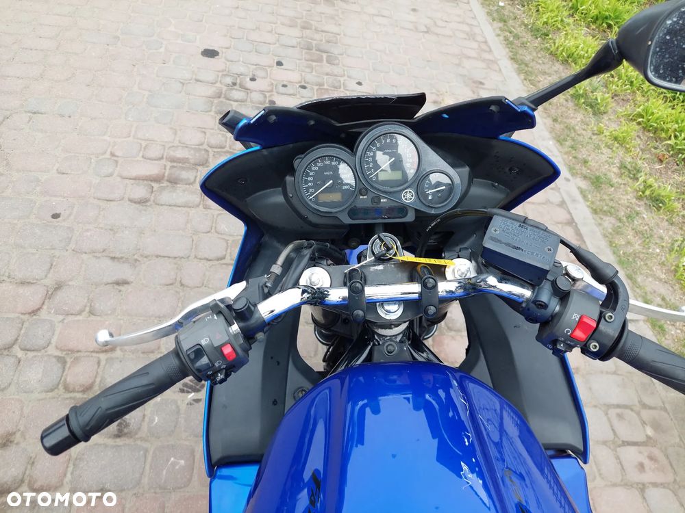 Yamaha FZ6 - 9