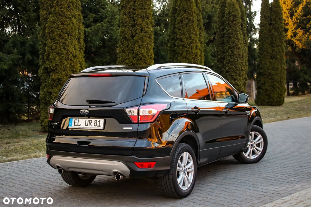 Ford Kuga 1.5 EcoBoost 2x4 Titanium - 9
