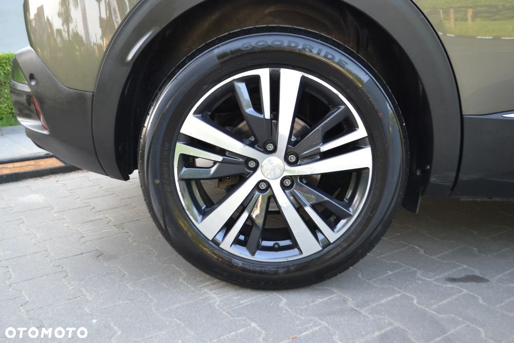 Peugeot 3008 - 11